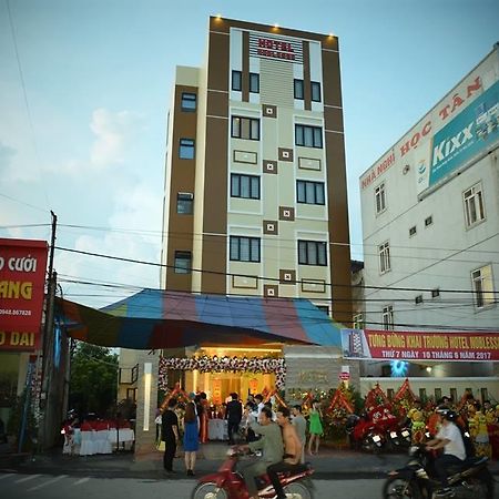 Noblesse Hotel Hai Phong Buitenkant foto